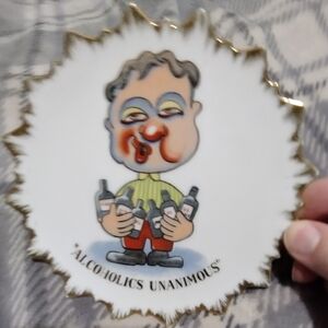 Vintage 6in Funny Wall Plate "Alcoholic's Unanimous" Porcelain Bradley Japan